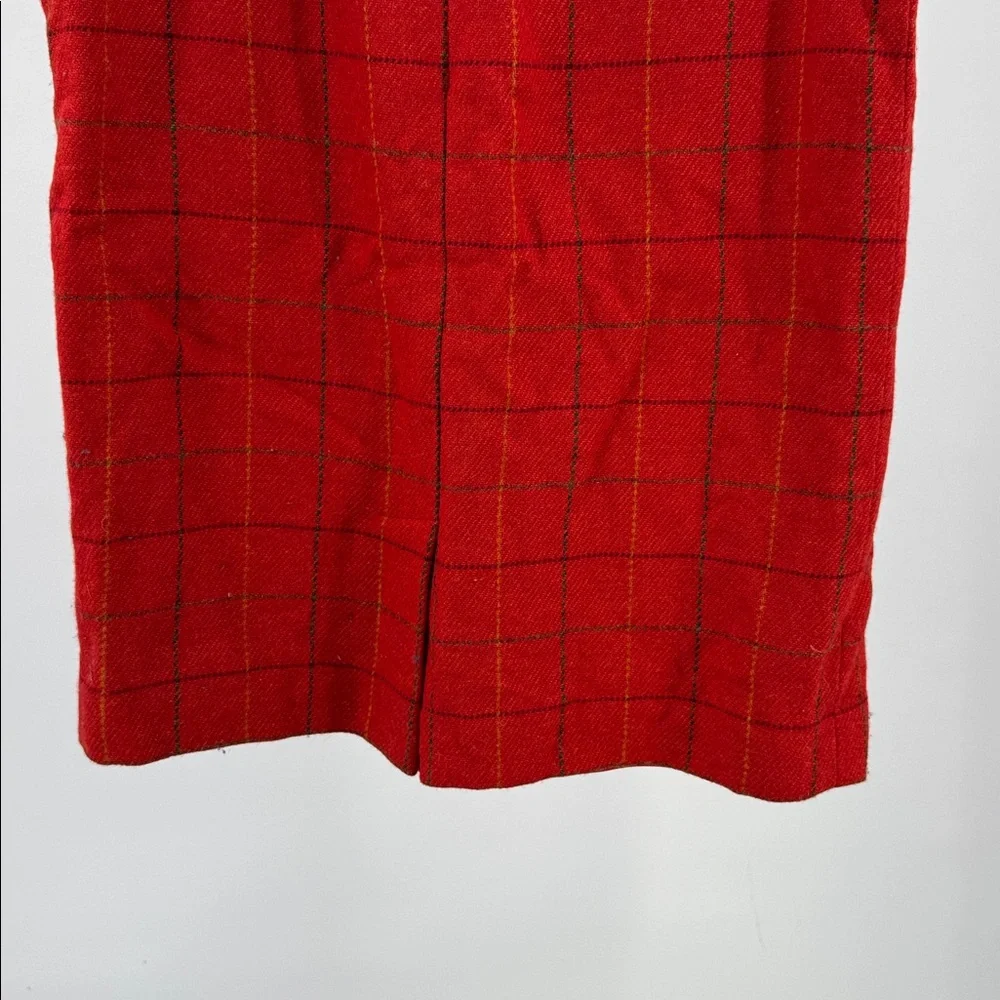 Jones New York Red Plaid Pencil Skirt 100% wool knee length professional holiday